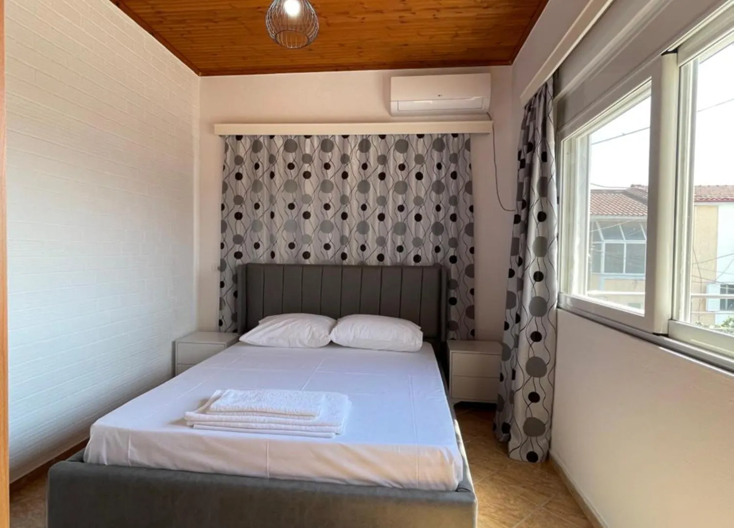 White House Dami Villa Sarande Albania